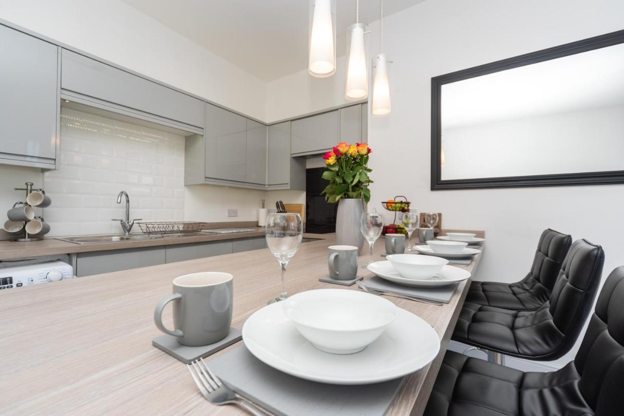 Sea Views Stunning 2 Bedroom Apartment # Lowestoft Esterno foto