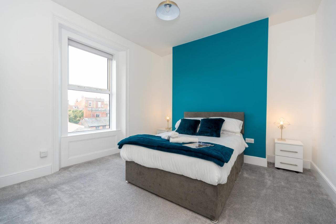 Sea Views Stunning 2 Bedroom Apartment # Lowestoft Esterno foto
